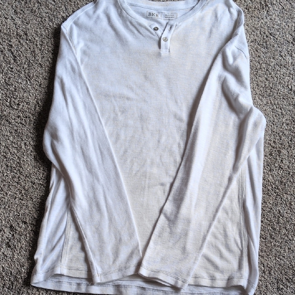 BKE White Long Sleeve Tee
